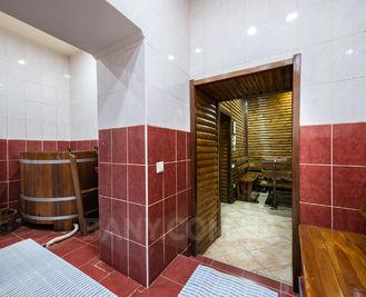 Transcarpathian Kolyba reviews, bath/sauna Kyiv Shevchenko district st. Bogdan Gavrilishin 12/16, entrance from the restaurant, photo, address with a travel card.