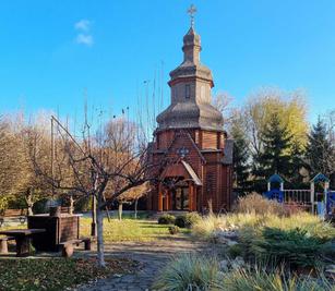 Сауны гостиничного комплекса «Червона Калина» на Днепре відгуки, лазня/сауна Киев Деснянский район Проспект Романа Шухевича 7, Парк Муромец (Северний мост), фото, адреса з картою проїзду.