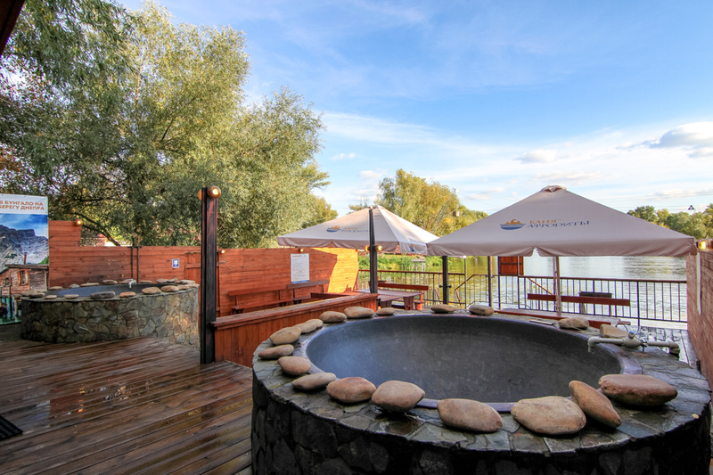 Romance - sauna for two reviews, bath/sauna Kyiv Obolonsky district st. Bogatyrskaya, 32, photo, address with a travel card.