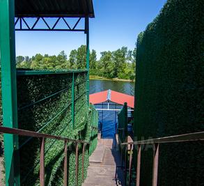 Sauna, bath Вath on the wood «Berth», Kyiv reviews, photo, address - bany.com.ua Вath on the wood «Berth» reviews, bath/sauna Kyiv Obolonsky district crossing street Heroes of Stalingrad and st. Prirechnaya descent to the bay of the Dnieper fishing and sports base EMERALD, photo, address with a travel card.