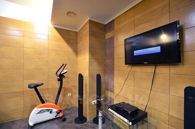 Sauna «Winter Garden» reviews, bath/sauna Kyiv Svyatoshinsky district Str. Vladimir Pokotila, 7/2, photo, address with a travel card.