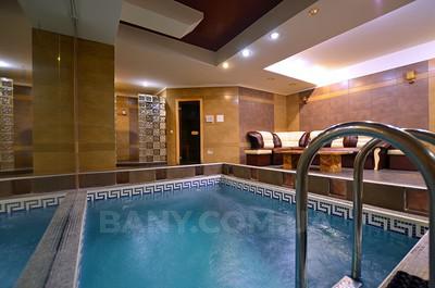 Sauna «Winter Garden» reviews, bath/sauna Kyiv Svyatoshinsky district Str. Vladimir Pokotila, 7/2, photo, address with a travel card.