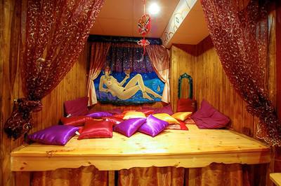 Sauna, bath Sauna, Hamam «Amuse», Kyiv reviews, photo, address - bany.com.ua Sauna, Hamam «Amuse» reviews, bath/sauna Kyiv Shevchenko district st. Derevlyanskaya, 10, photo, address with a travel card.